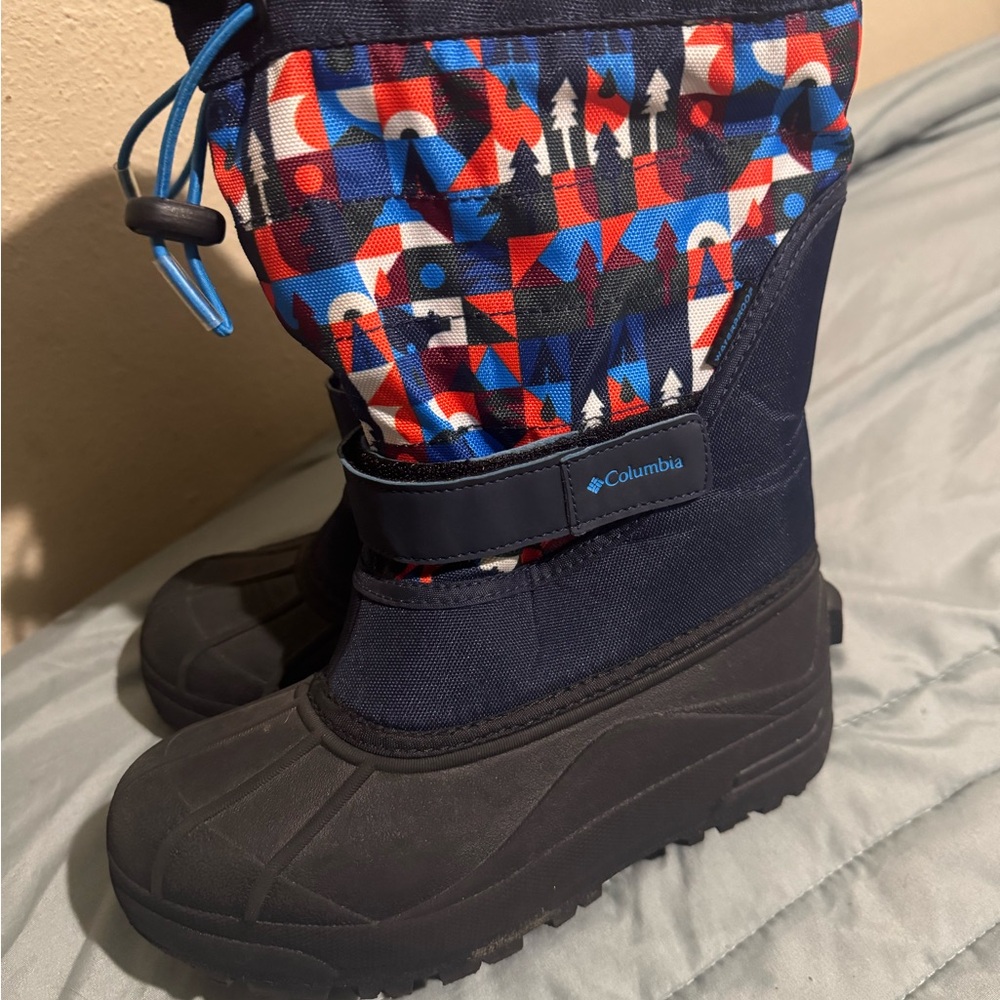 Columbia Winter Boots for Kids - Black and Gray